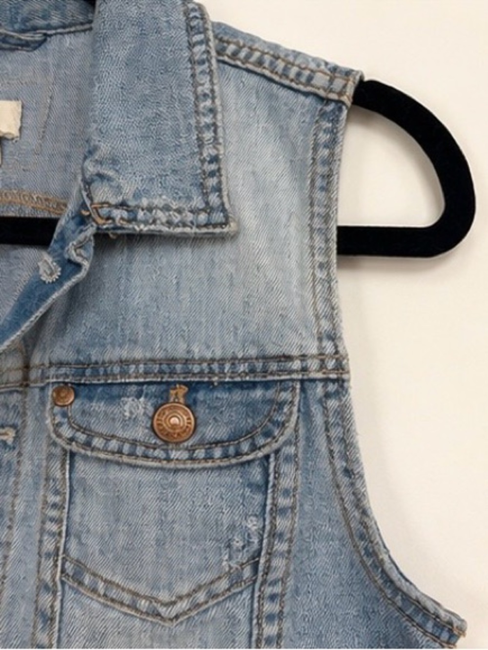 H&M Light Wash Blue Denim Vest Size Small - Picture 3 of 5